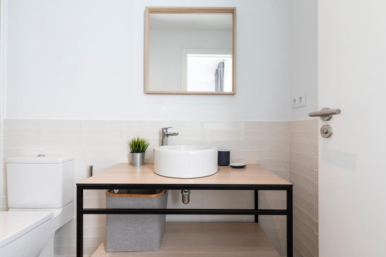 Aspasios Poble Nou Apartments Barcelona Exterior photo