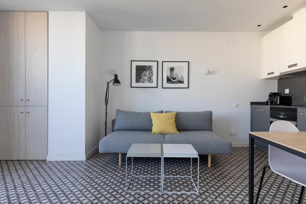 Aspasios Poble Nou Apartments Barcelona Exterior photo