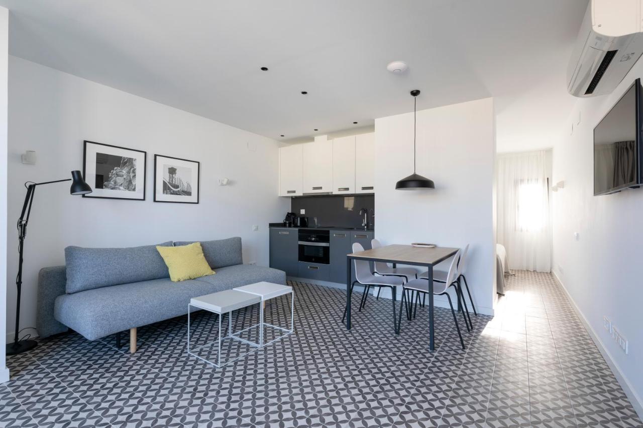 Aspasios Poble Nou Apartments Barcelona Exterior photo